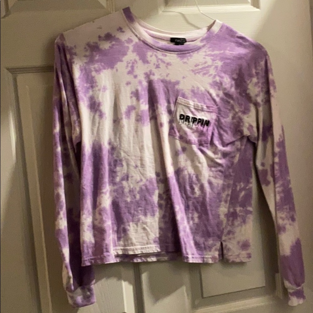 Purple “dripping” cropped shirt